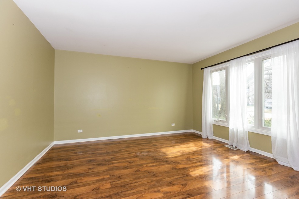 2611 Salt Meadow Rd, Naperville, IL 60564 - photo 1