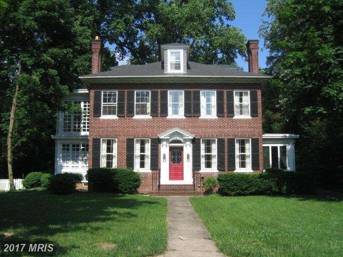 527 Nottingham Rd, Baltimore, MD 21229 - photo 1