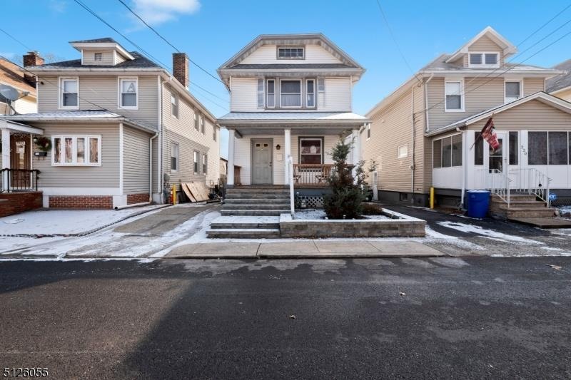 218 Elm Ct, Elizabeth, NJ 07208 - photo 1