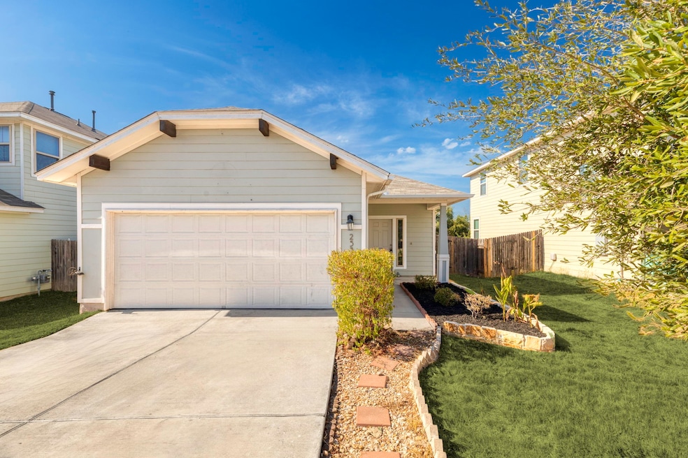 253 Eagle Brook Ln, Buda, TX 78610 - photo 1