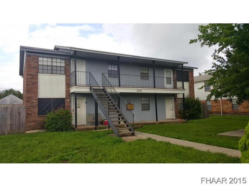 104 E Washington Ave, Copperas Cove, TX 76522 - photo 1