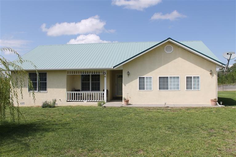 1526 Camino de Los Sanchez, Española, NM 87532 - photo 1