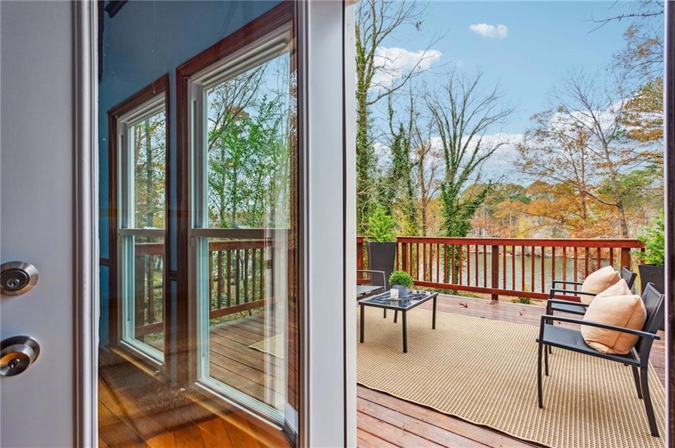 View of Lake from all windows!