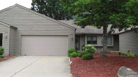 2464 Valley Oaks Cir, Flint, MI 48532 - photo 1