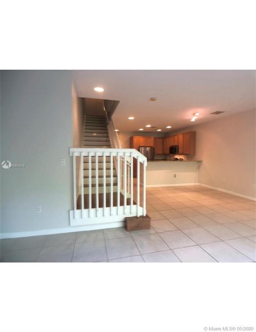 2525 NW 31st Ct, Oakland Park, FL 33309 - photo 1