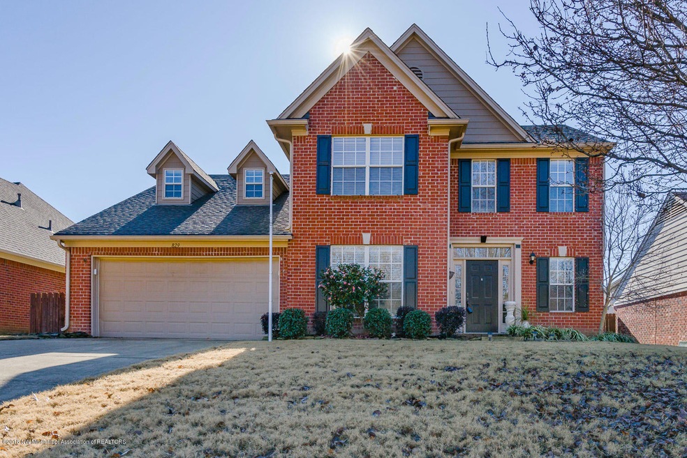 829 CEDAR TRACE CIRCLE