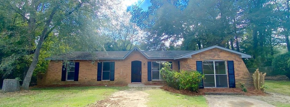 5002 Dodd Dr, Columbus, GA 31907 - photo 1