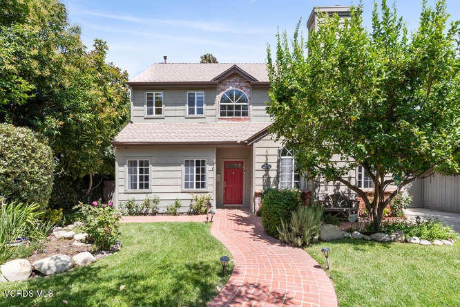 22047 Viscanio Rd, Woodland Hills, CA 91364 - photo 1