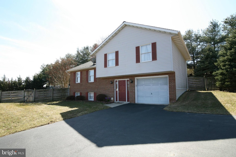 6634 Ridge Rd, Sykesville, MD 21784 - photo 1