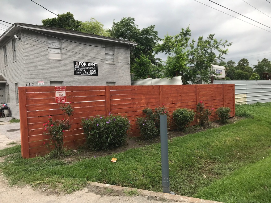 8717 Spaulding St unit 8, Houston, TX 77016 - photo 1