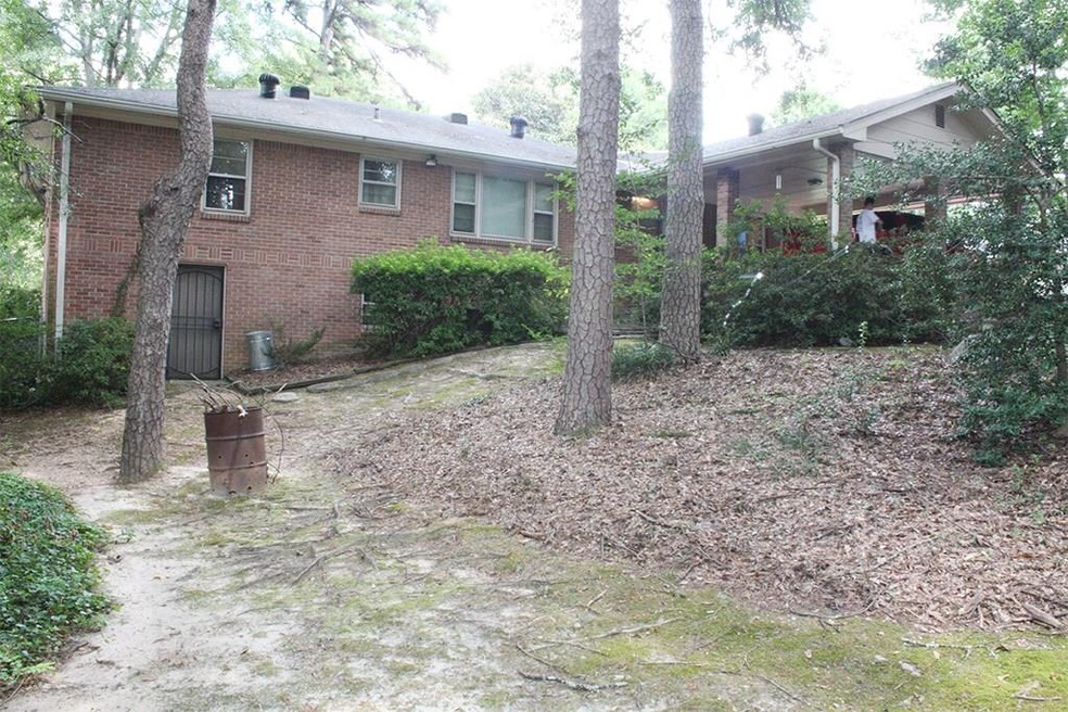 745 Catherine St, Forest Park, GA 30297 - photo 1