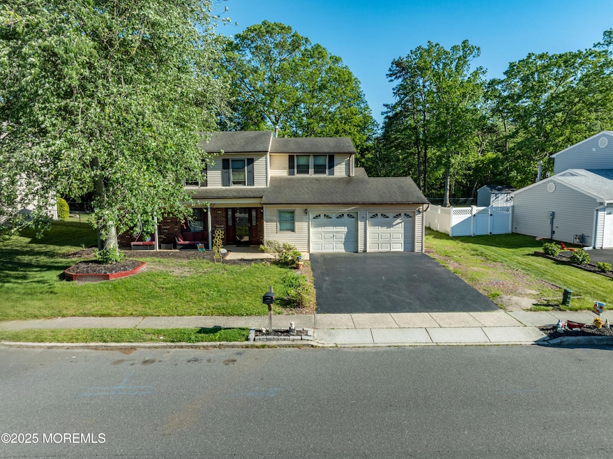 Sold $700,000 • Co-Listing Agent