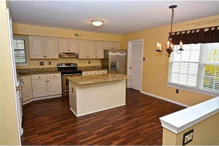 4 Edinburgh Ct, Mount Laurel, NJ 08054 - photo 1