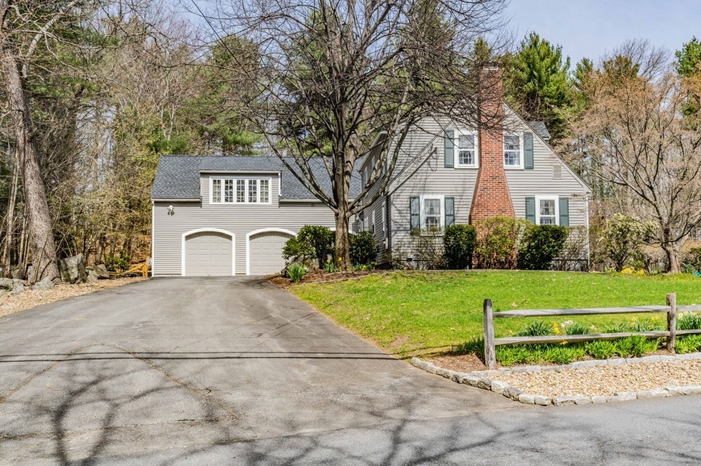 40 Mohawk Dr, Acton, MA 01720 - photo 1