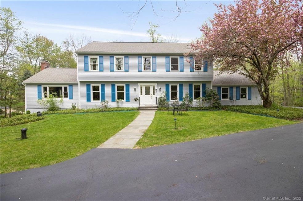 1 Deerfield Rd, Brookfield, CT 06804 - photo 1