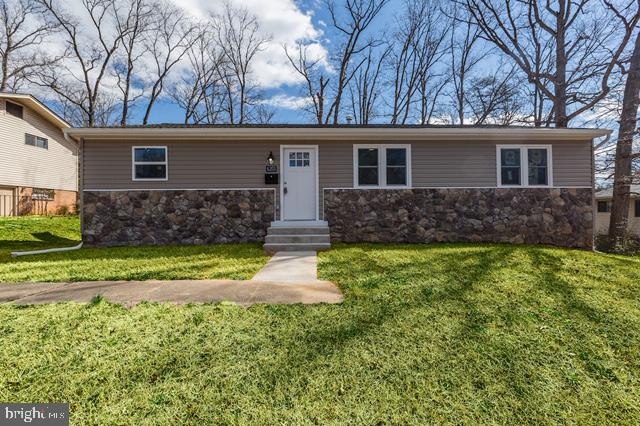 6203 Brightlea Dr, Lanham, MD 20706 - photo 1