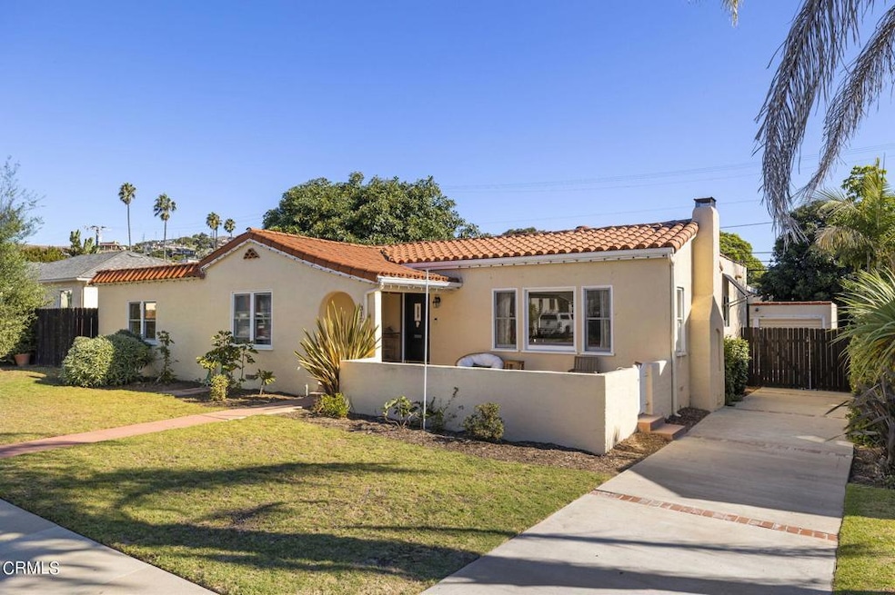 1-web-or-mls-UpmarketMedia-312NBrent-158