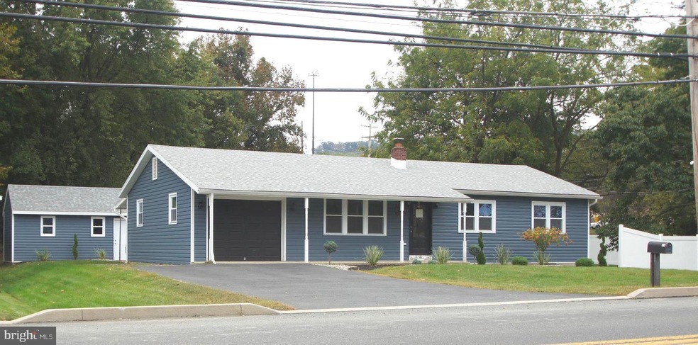 456 Fritztown Rd, Reading, PA 19608 - photo 1