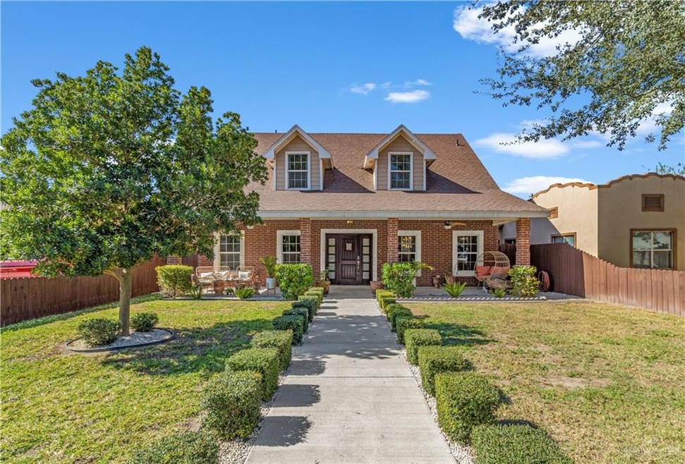 704 S Missouri Ave, Weslaco, TX 78596 - photo 1