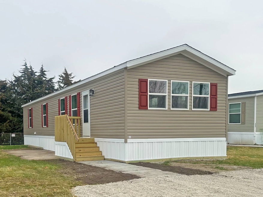 14876 Washington Rd unit 128, West Burlington, IA 52655 - photo 1