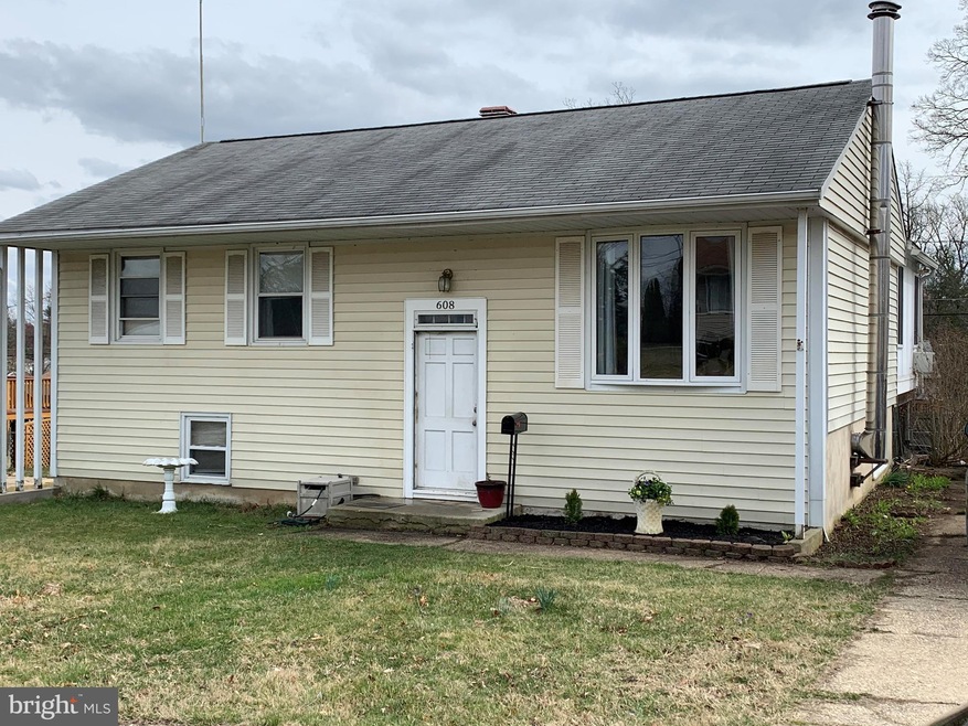 608 Mulberry Ln, Edgewood, MD 21040 - photo 1