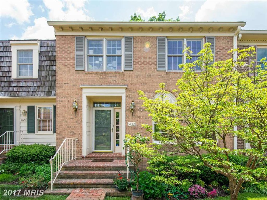 5722 Brewer House Cir, Rockville, MD 20852 - photo 1