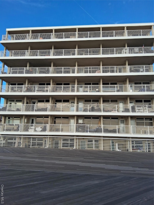 250 Shore Rd unit 2D, Long Beach, NY 11561 - photo 1