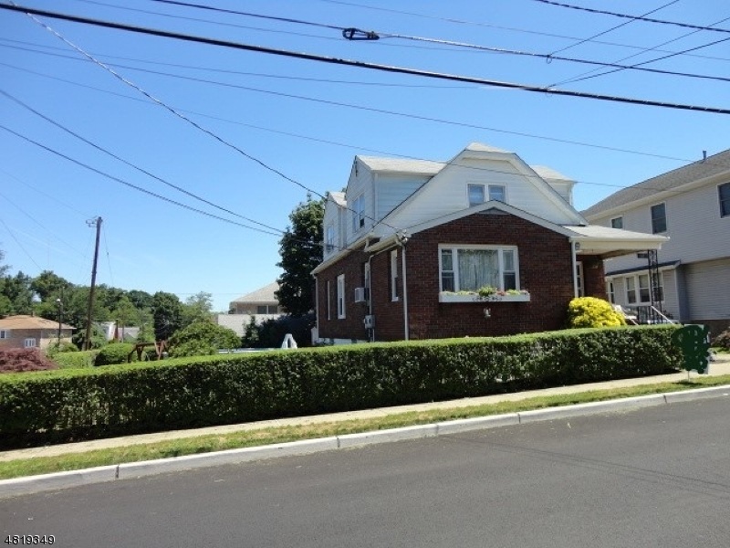 60 Hobart Place, Totowa, NJ 07512 - photo 1