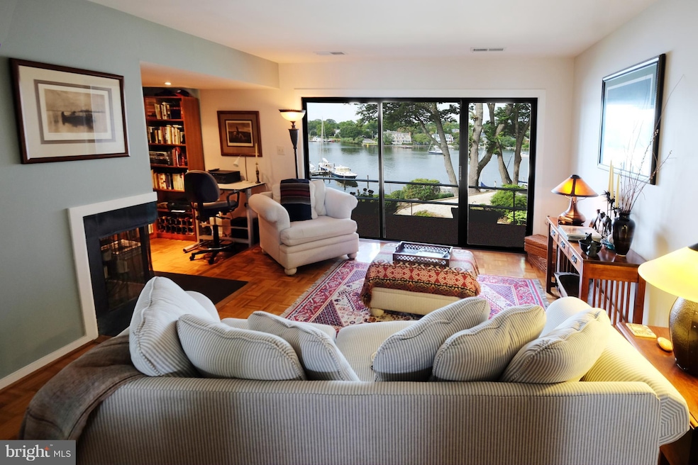 5 President Point Dr unit A2, Annapolis, MD 21403 - photo 1