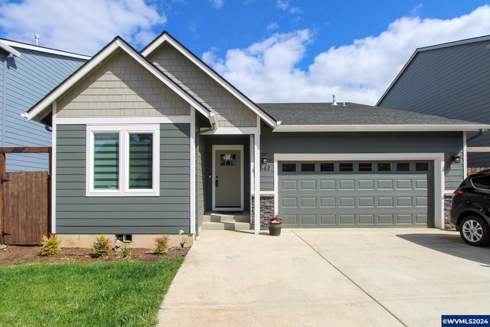 Sold $479,900 • Co-Listing Agent