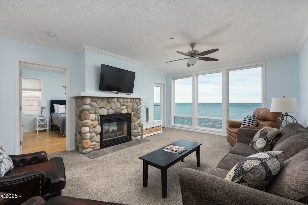 1113NHwy101Unit45-02