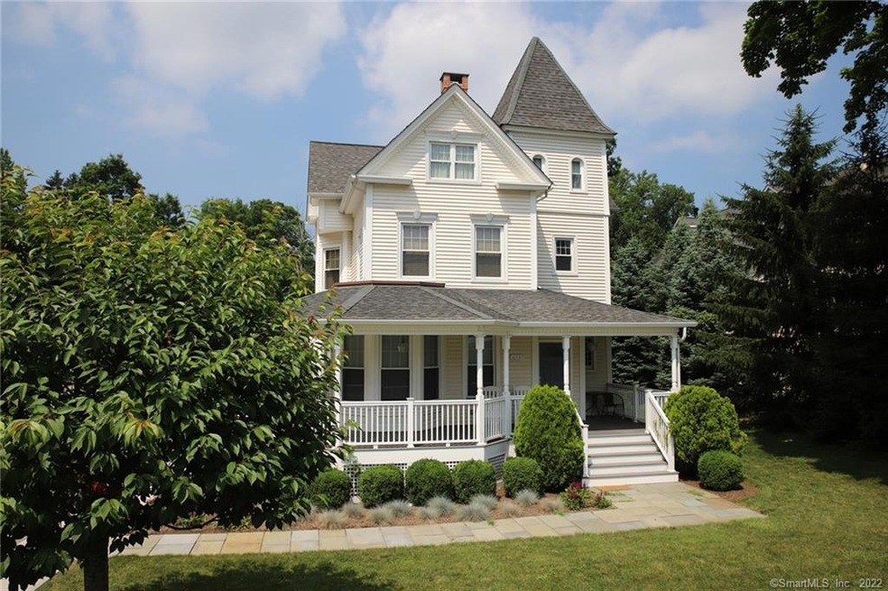 613 Main St unit A-1, Ridgefield, CT 06877 - photo 1