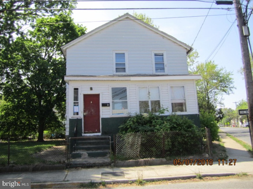 272 W Adams St, Paulsboro, NJ 08066 - photo 1
