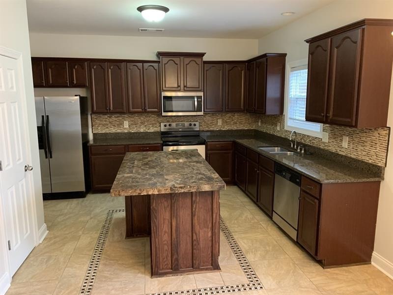 4329 Anderson Ridge Dr, Austell, GA 30106 - photo 1