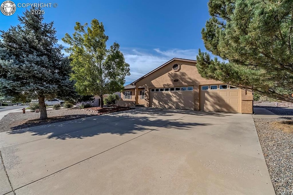 Under Contract $399,900