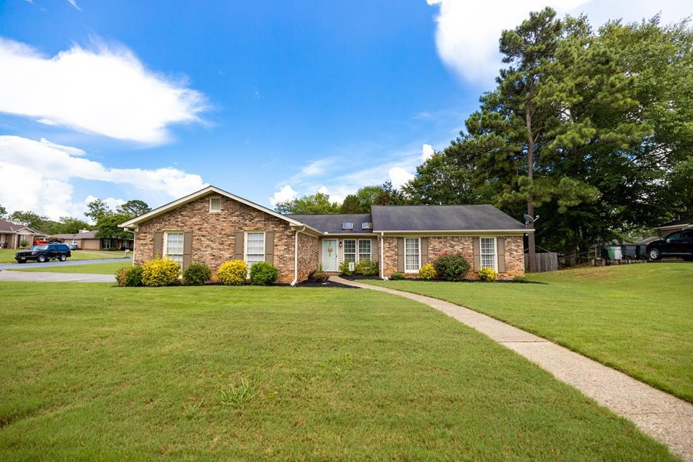 6206 Abbey Dr, Columbus, GA 31909 - photo 1