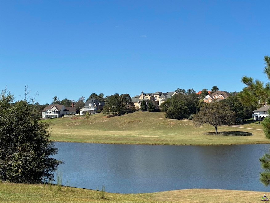 426 Southern Oaks Dr, Macon, GA 31216 - photo 1