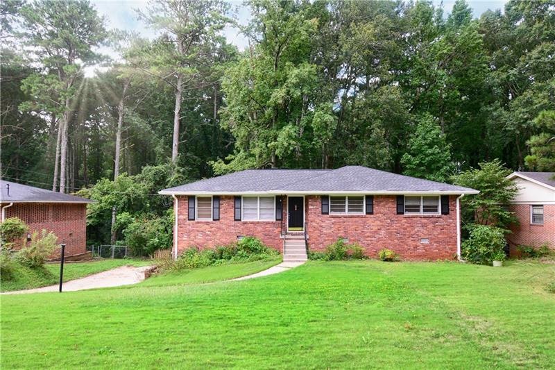 4135 Hideaway Dr, Tucker, GA 30084 - photo 1