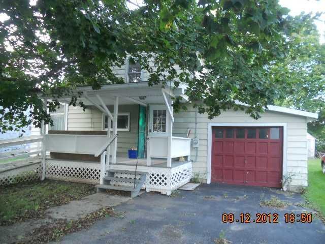 Exterior Front. Exterior Front of Home. (Black Top