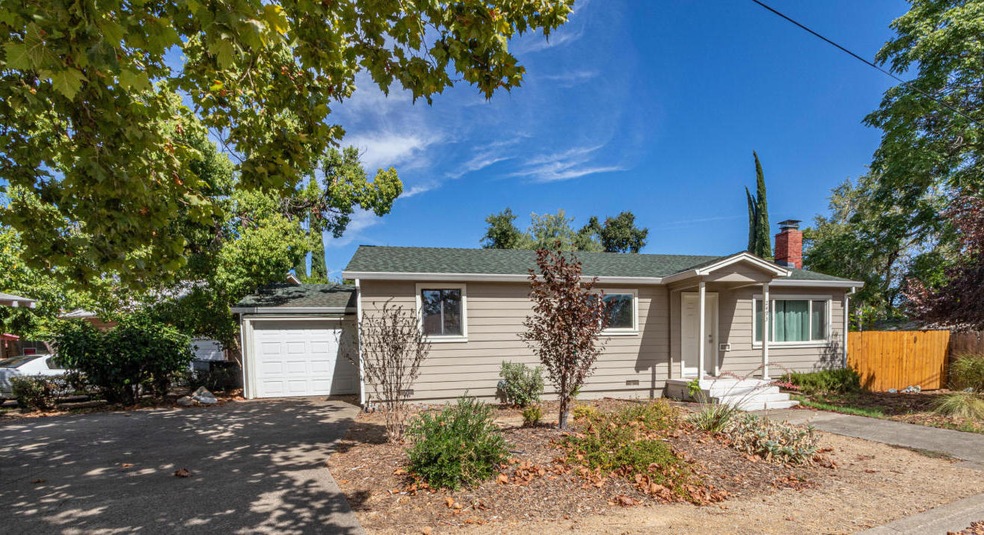 2493 Waldon St, Redding, CA 96001 - photo 1