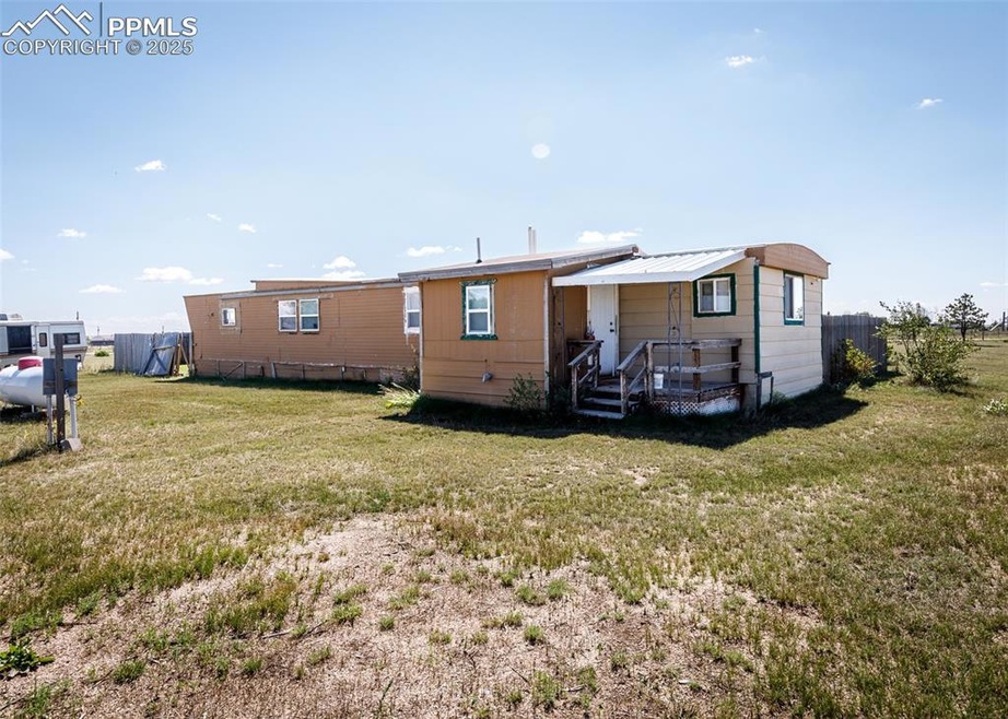 12220 Preston Place, Peyton, CO 80831 - photo 1