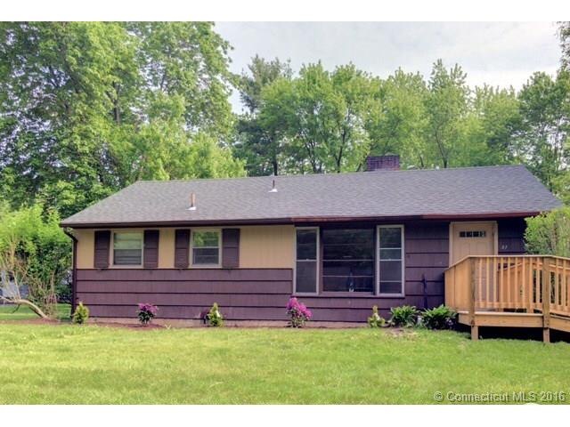Welcome Home to 51 Cottage Grove Circle