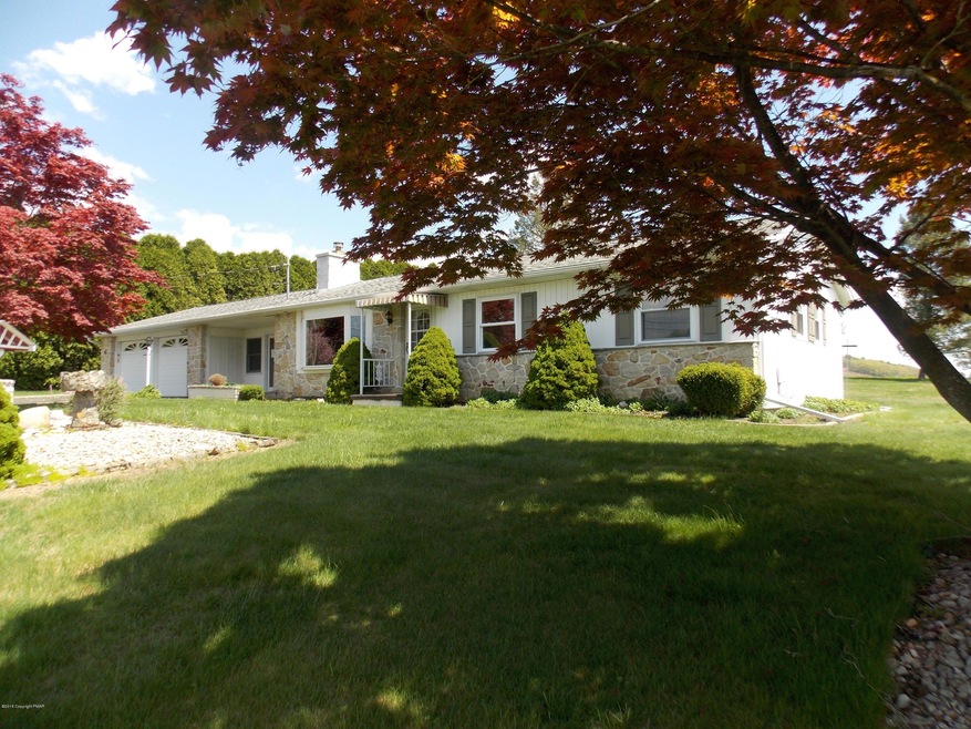 337 Skyline Dr, Lehighton, PA 18235 - photo 1