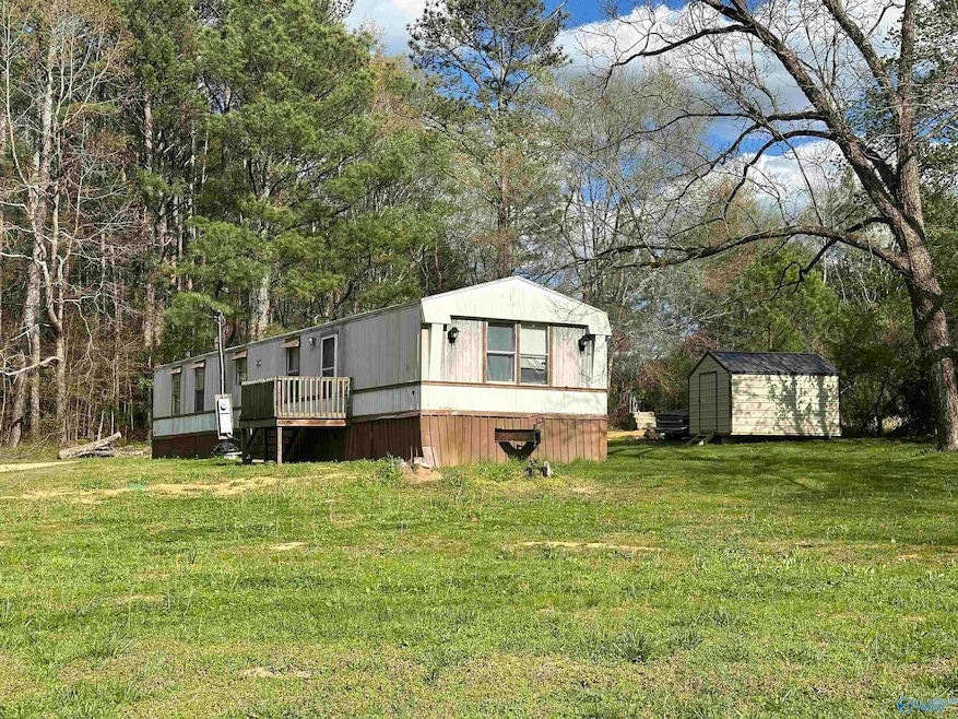 402 Greenbriar Cove Rd, Union Grove, AL 35175 - photo 1