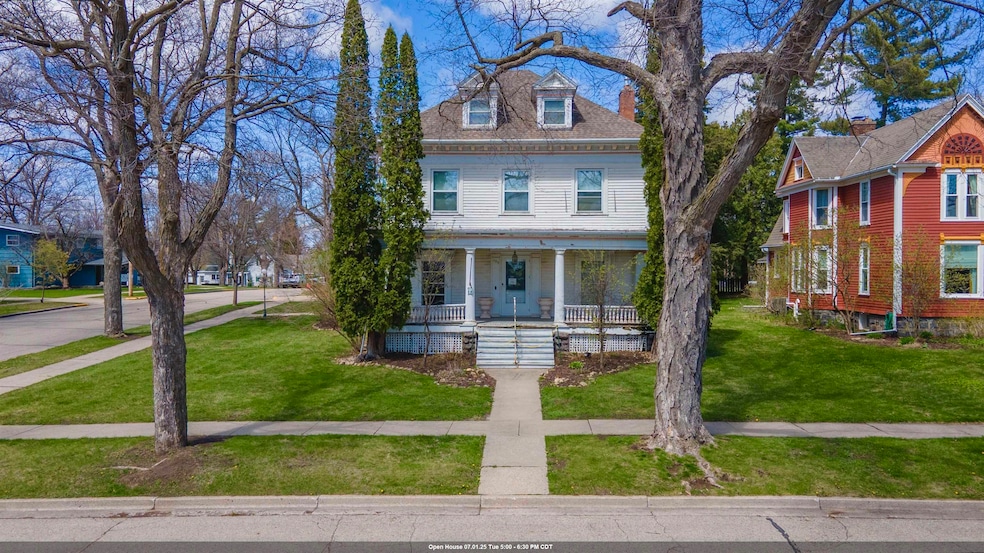 For Sale $279,980 • Co-Listing Agent