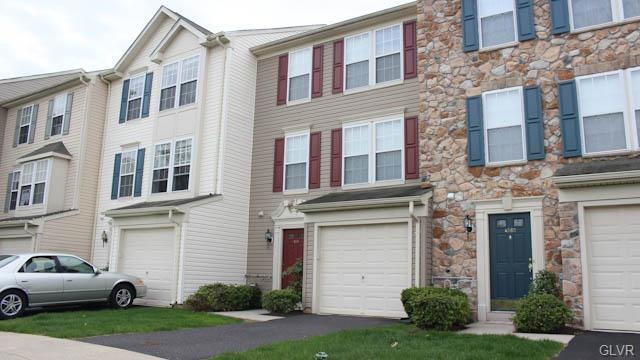 4562 Par Ct, Center Valley, PA 18034 - photo 1