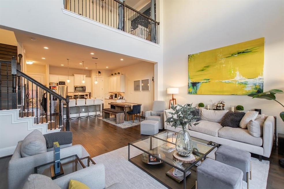 1608 Water Oak Point Dr, Houston, TX 77055 - photo 1