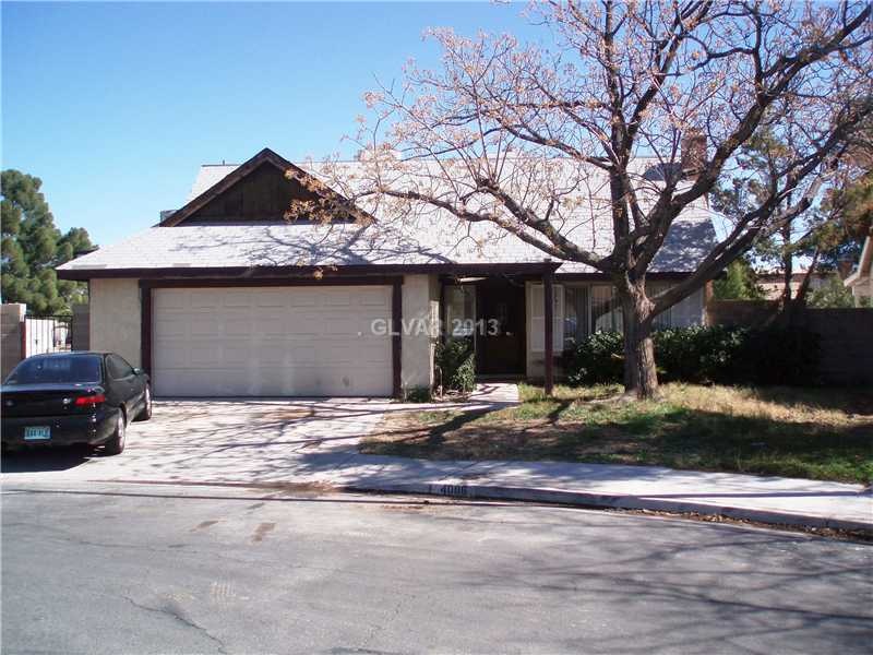 Property Photo. VINTAGE VEGAS!