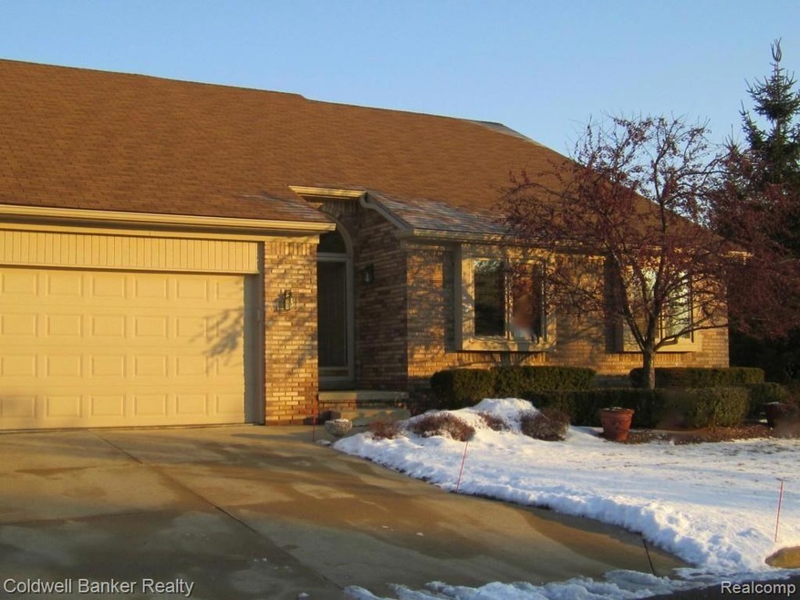 Attached 2 Car Garage