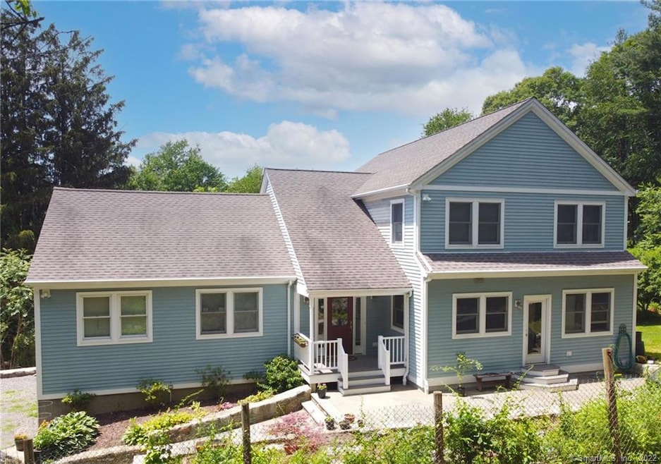 14 Hudson Dr, New Fairfield, CT 06812 - photo 1